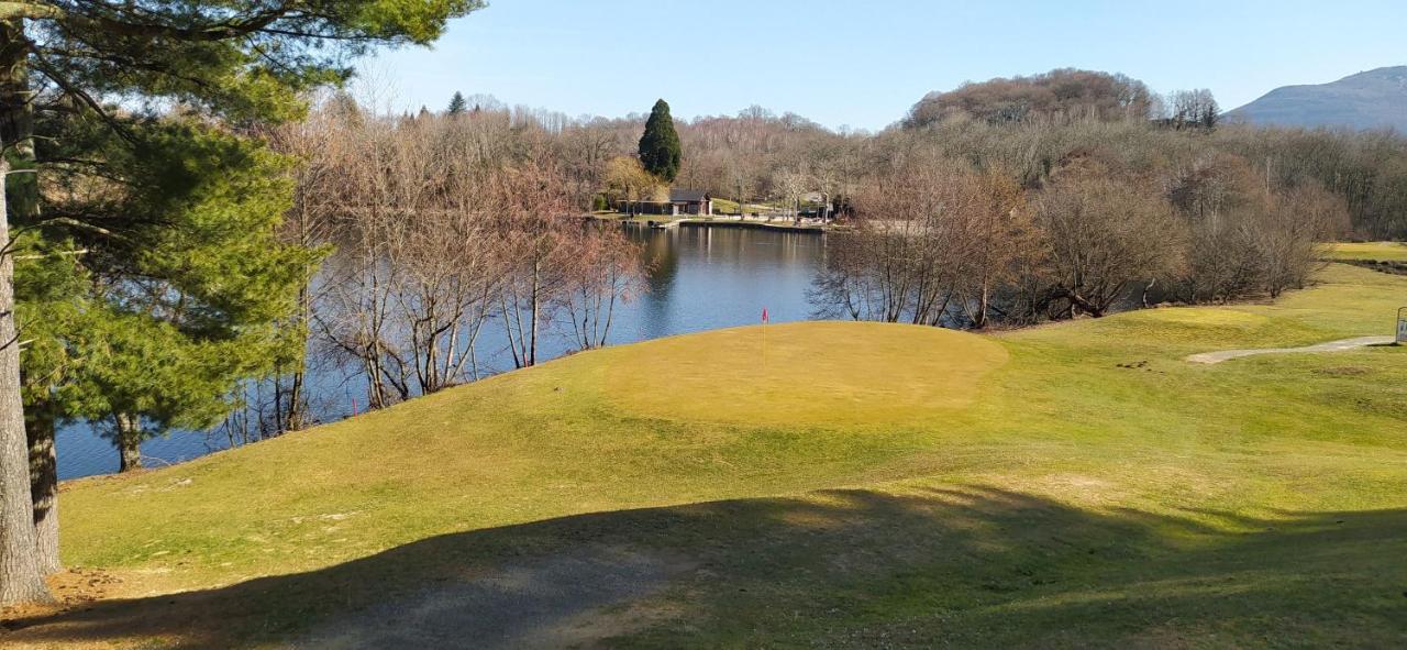 Joli Appartement T2 Tres Bien Situe, Parking Couvert Lourdes Esterno foto
